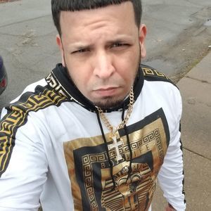 Meet your Posher, Louis